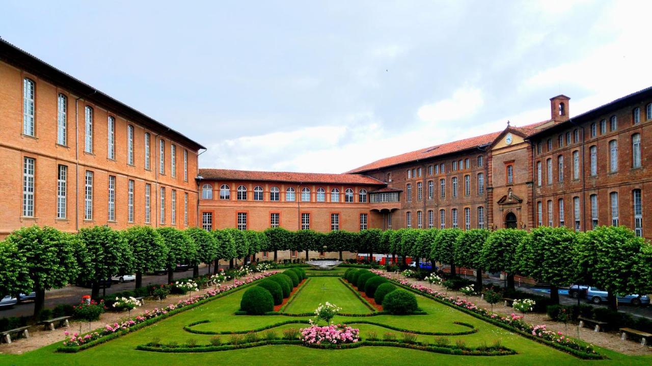 Kyriad Toulouse Blagnac Aeroport Экстерьер фото
