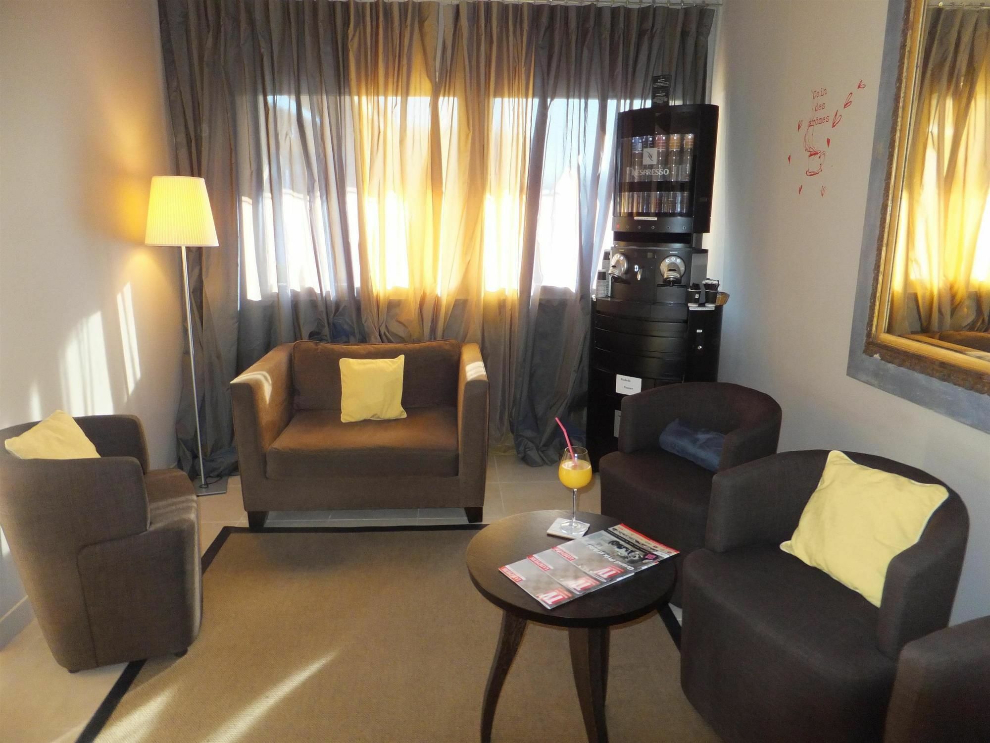 Kyriad Toulouse Blagnac Aeroport Экстерьер фото
